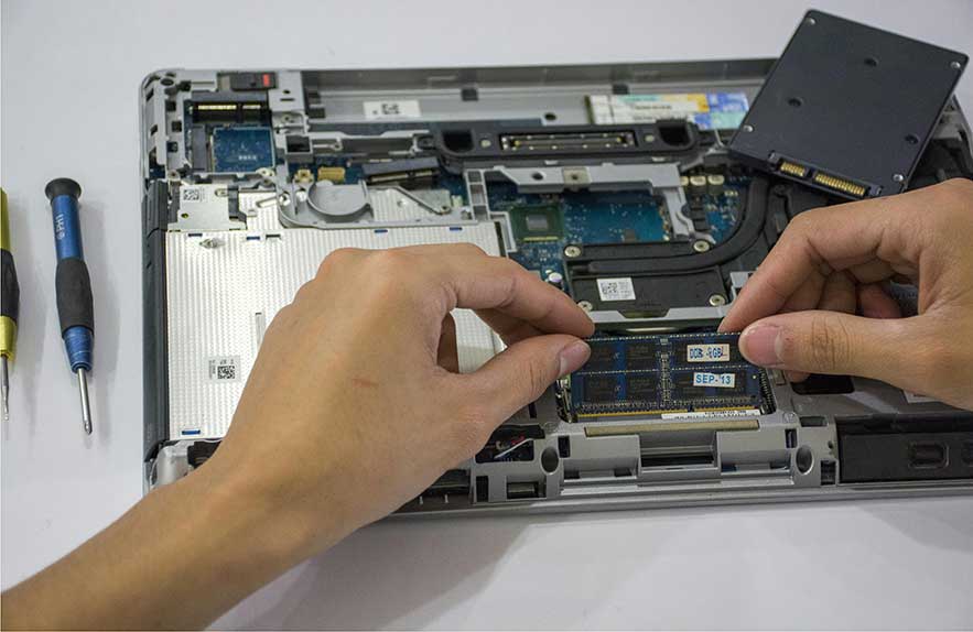 How to install RAM in laptop using DDR memory module